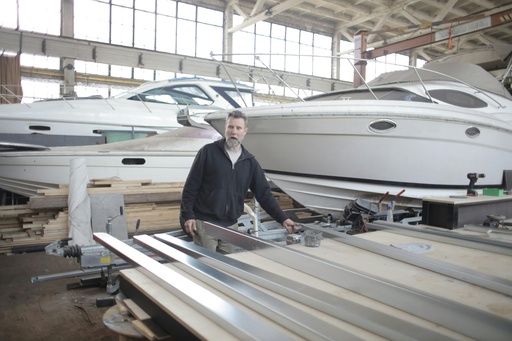 Marine Engine and Machinery Maintenance Technology