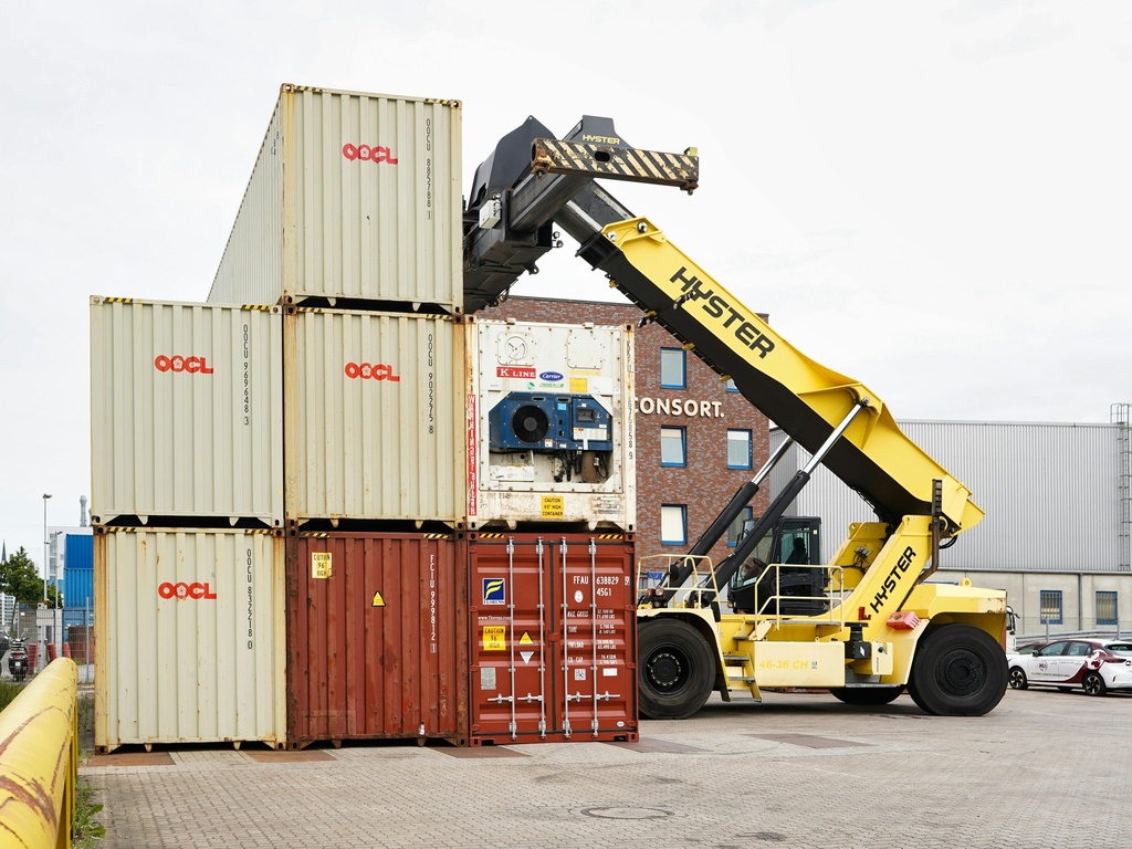 Maritime and Logistics Management