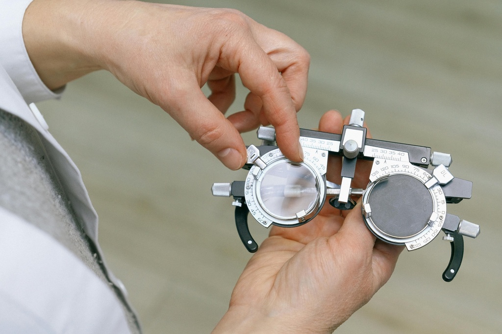 Optometrist